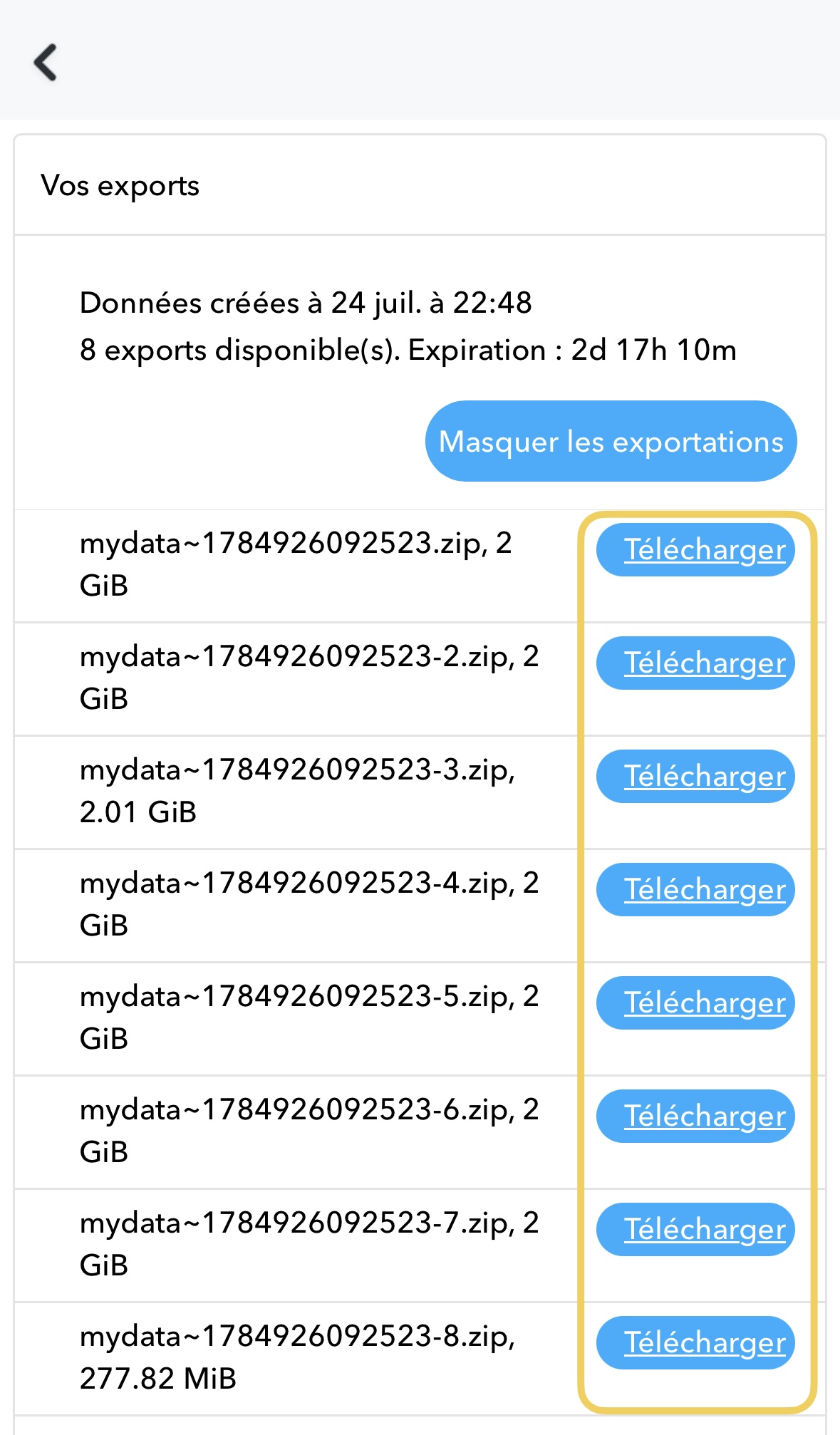 L'export prêt de Snapchat listant huit parties zip mydata, chacune avec un bouton Télécharger mis en évidence.